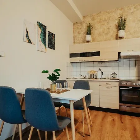 Apartment J&j