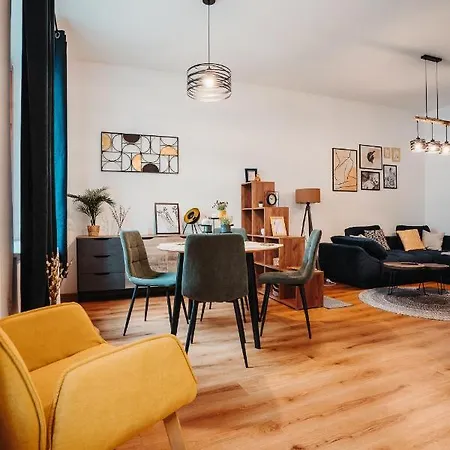 J&j Apartment Sumperk