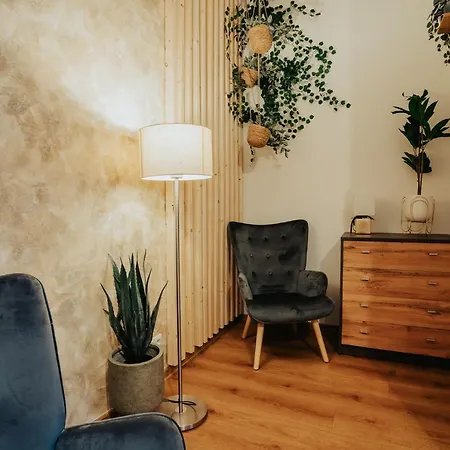 J&j Apartment *