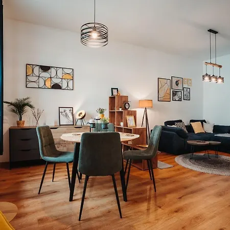 Apartment J&j *